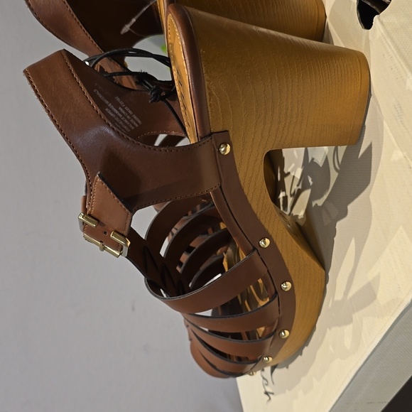 a.n.a. - Jordan Clog Heeled Sandal in Cognac Faux Leather​​​ - Picture 7 of 16